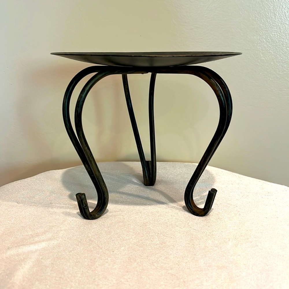 Stand fir plant / decor . Dark aged bronze